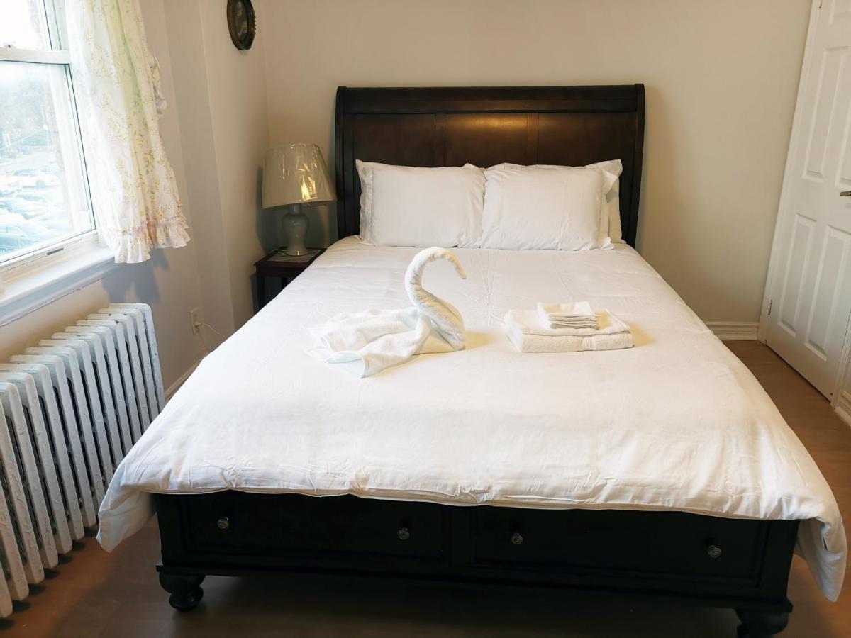 Cozy Private Rm Heart Of North York Free Parking Full Kitchen Close To Downtown Apartment Toronto Ngoại thất bức ảnh