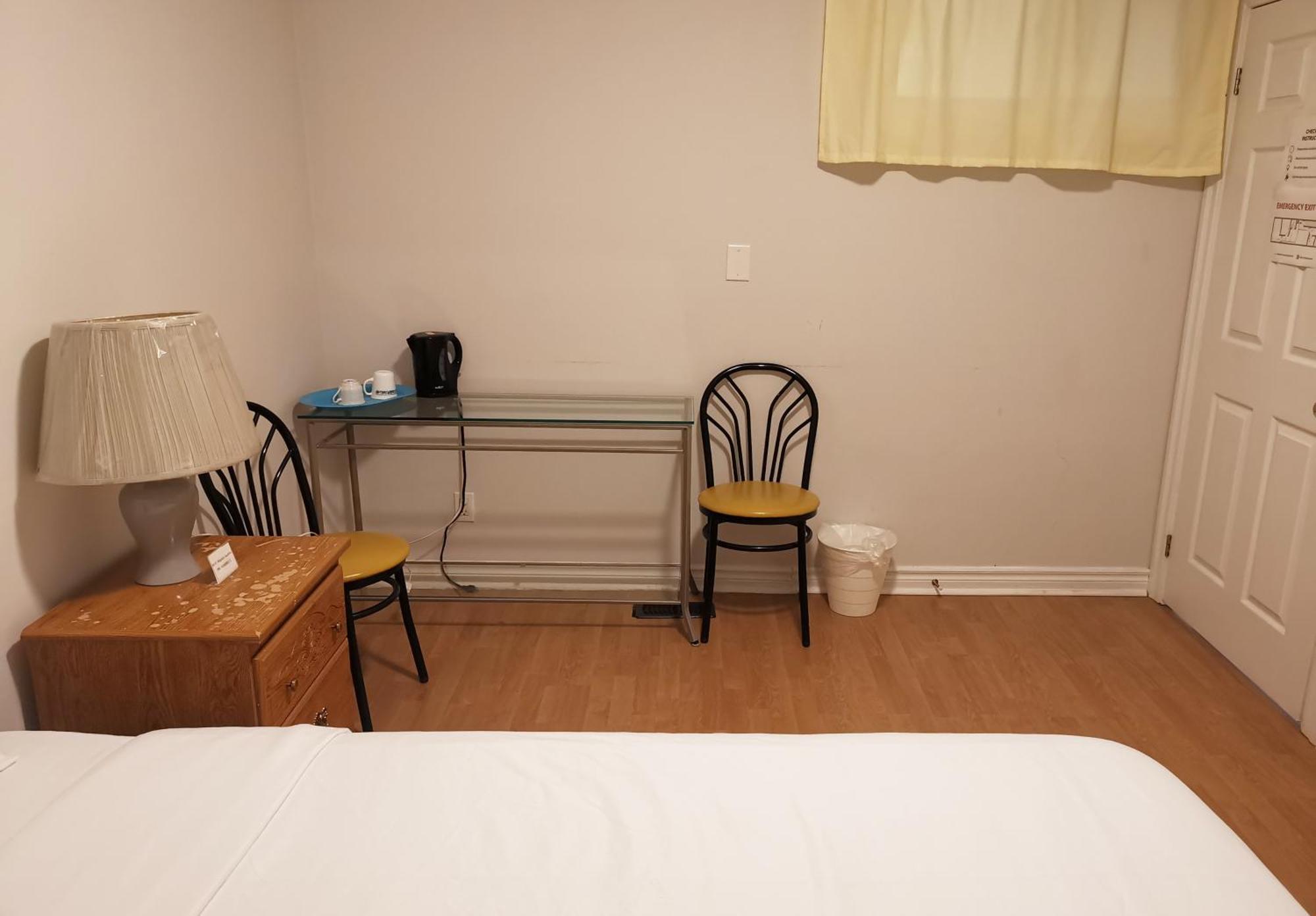 Cozy Private Rm Heart Of North York Free Parking Full Kitchen Close To Downtown Apartment Toronto Ngoại thất bức ảnh